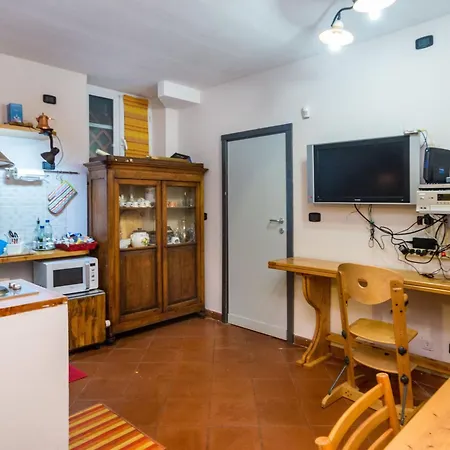 Hébergement de vacances 5 Terre Free Shuttle Maremontii Mit Pool By Interhome *