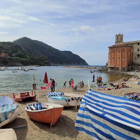 Hébergement de vacances 5 Terre Free Shuttle Maremontii Mit Pool By Interhome