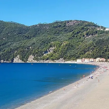 5 Terre Free Shuttle Maremontii Mit Pool By Interhome Nyaraló